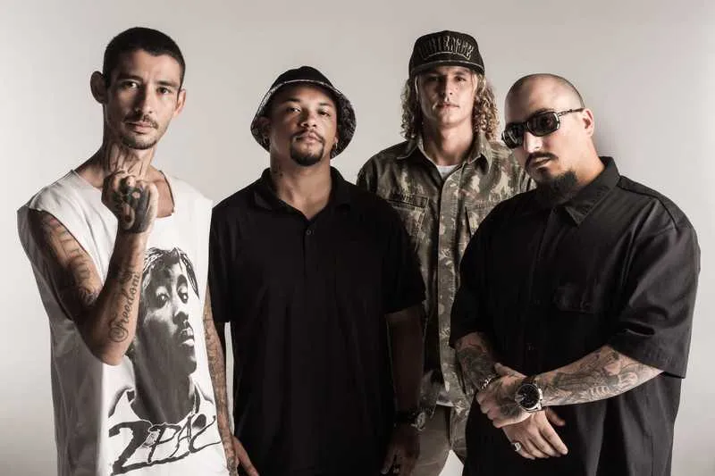  O grupo niteroiense de rap, Oriente, fará o show de encerramento no próximo sábado, às 19h