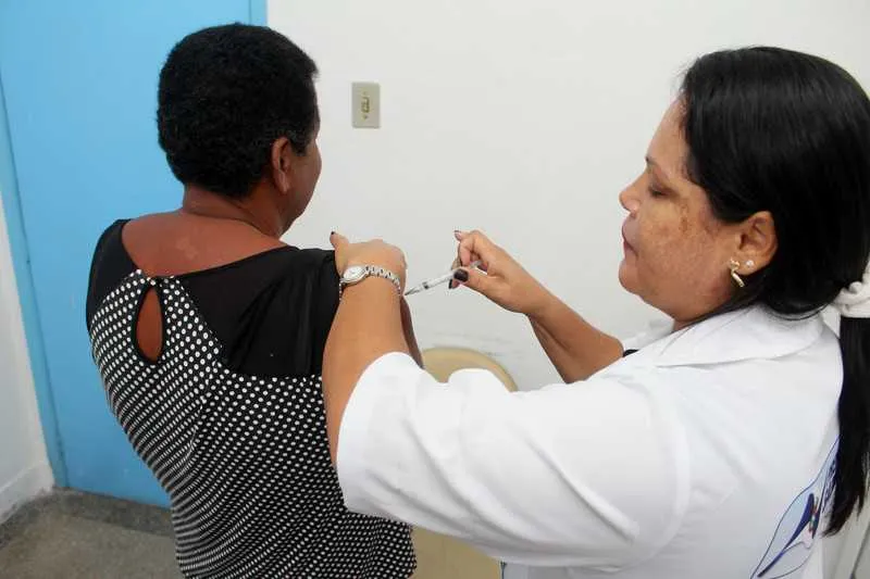 Segundo o secretário Jefferson Antunes, foi atingida a meta de vacinação do público-alvo em 2014