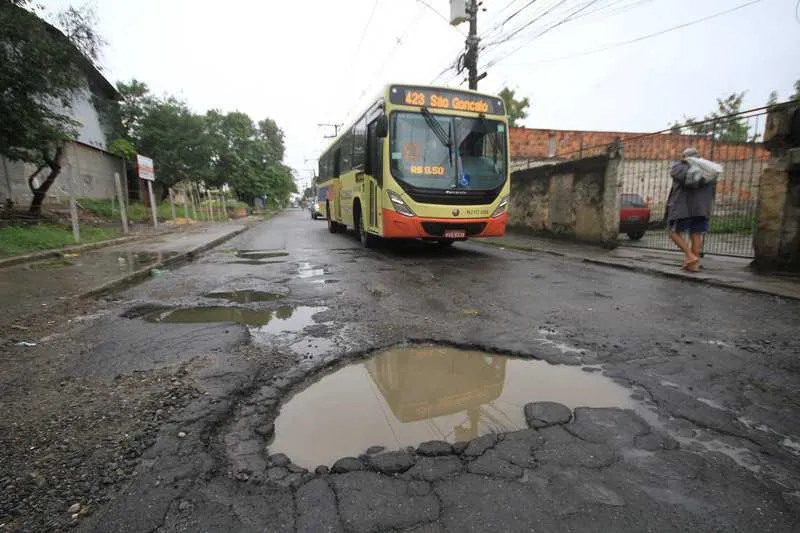 Moradores dizem que reparos têm sido apenas paliativos