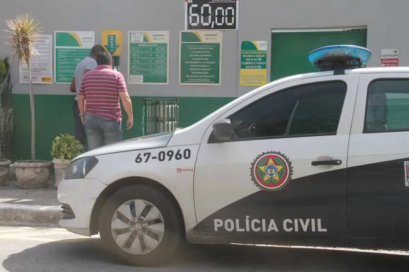 Muitos comerciantes acabaram fechando as portas por se recusarem a pagar o ‘pedágio’ ao tráfico