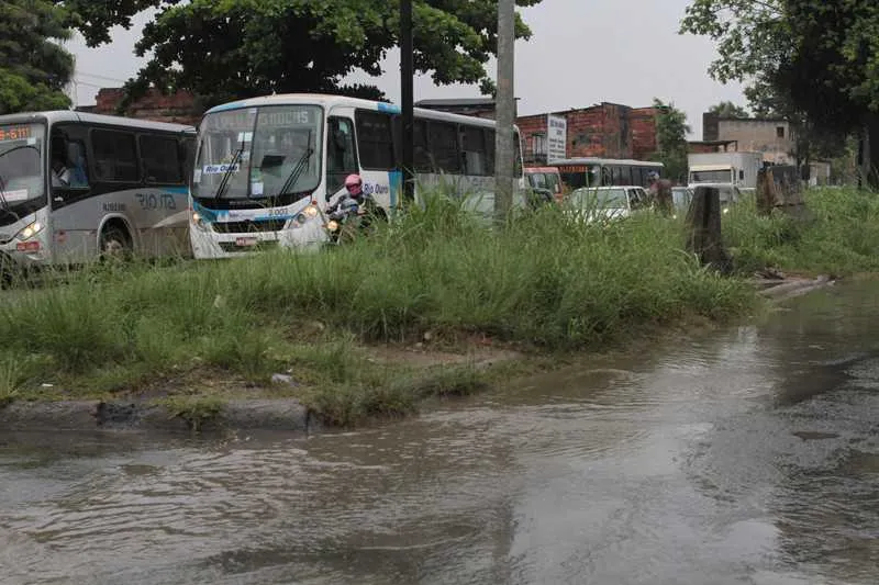 Chuva causou dor de cabeça aos gonçalenses