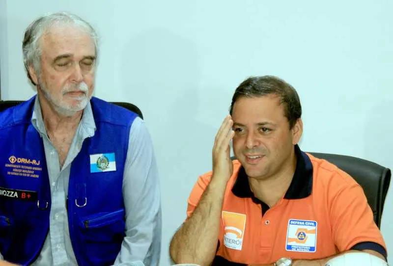 Rodrigo Neves disse que nenhum estudo indicava área do deslizamento como de alto risco