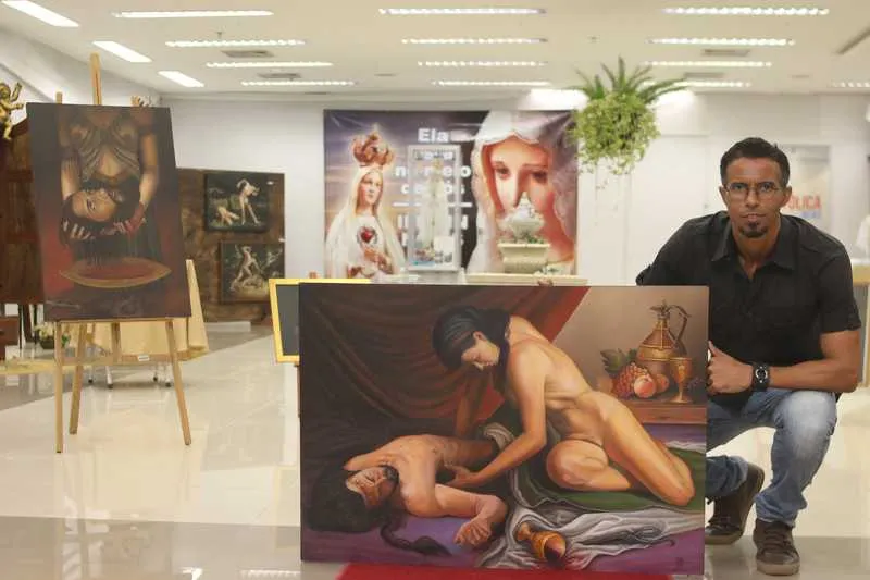 Gonçalense largou de vez a portaria para se dedicar exclusivamente à carreira artística