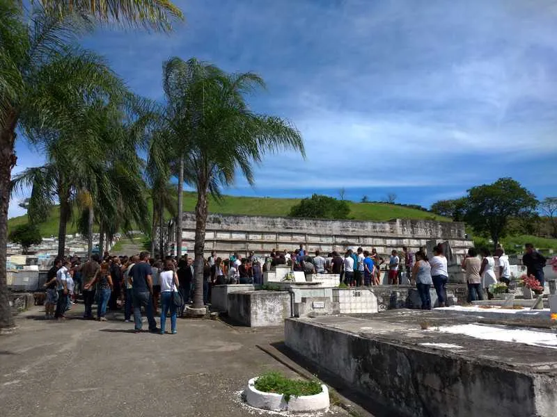 Cerca de 150 pessoas estiveram presentes