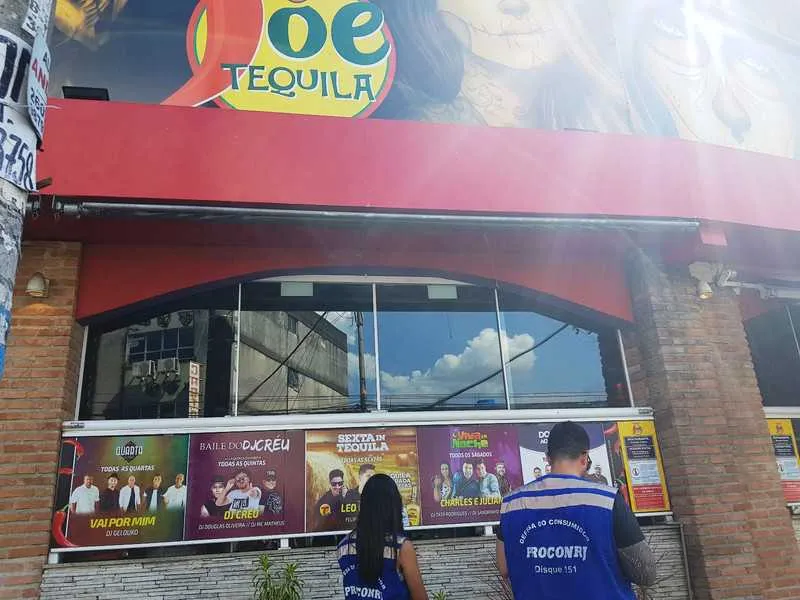 Três locais do centro de São Gonçalo foram autuados 