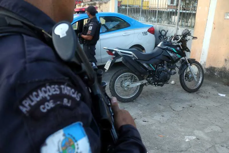 Acidente aconteceu no bairro da Trindade