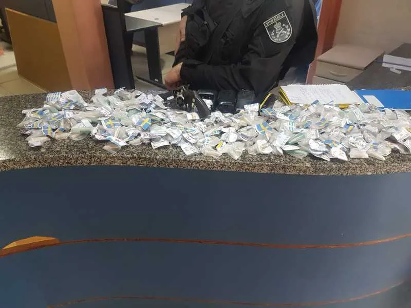 Material foi apreendidos por agentes do Serviço de Inteligência 