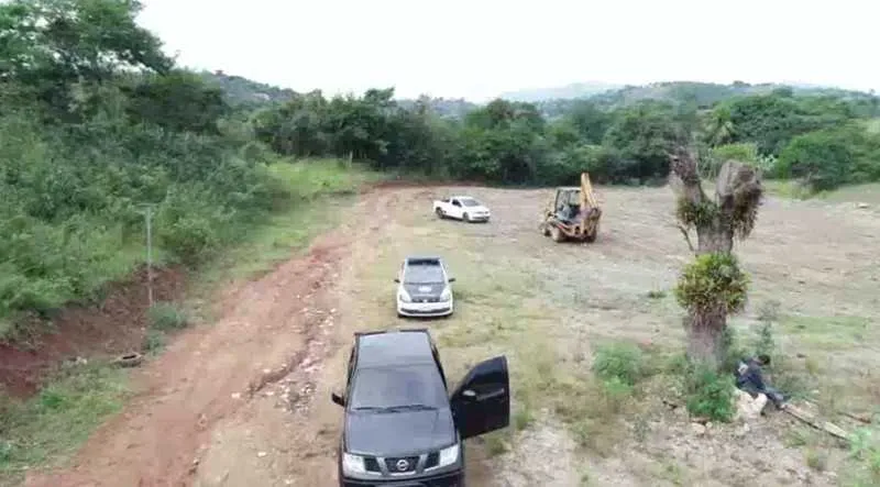 Os policiais identificaram os corpos encontrados no Anaia