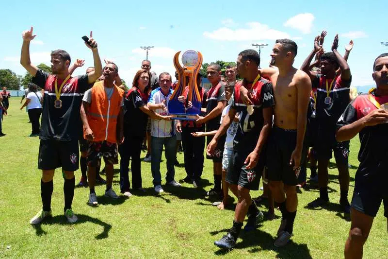 Torcida Porto das Caixas protagonizou neste último domingo (9) 