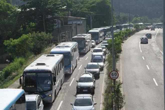 O programa ‘Parcele tudo’, permite aos usuários do Detran parcelarem seus débitos em até doze vezes, no cartão de crédito