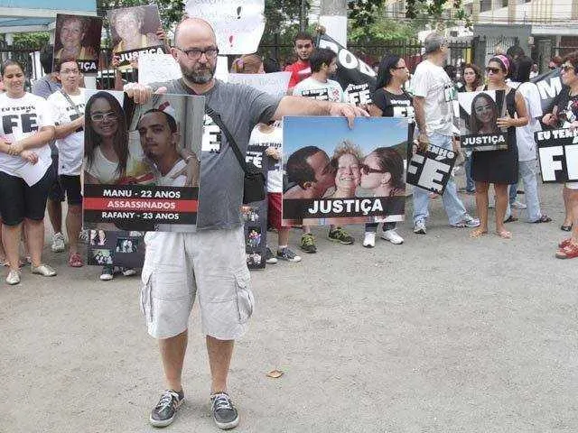 Vítimas eram mãe, sobrinha e amigo do estilista gonçalense Beto Neves