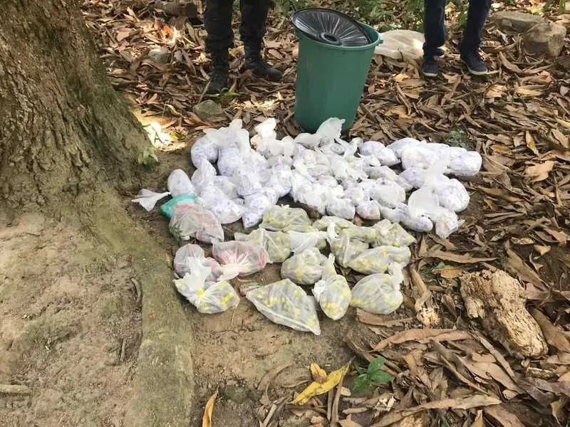 O material apreendido foi encaminhado para 118ª DP (Araruama).