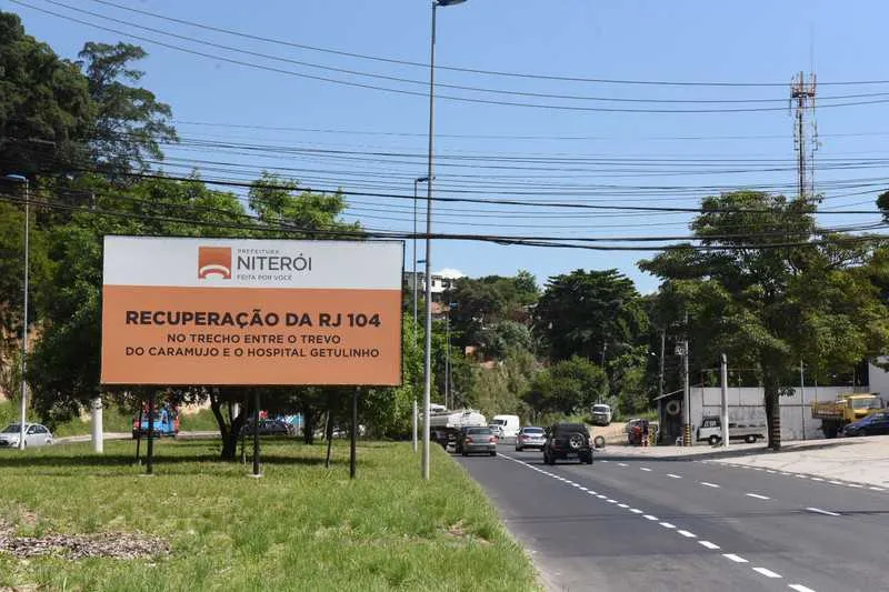 O governo de Niterói recuperou mais de três quilômetros entre o Caramujo e o Fonseca. A Prefeitura de São Gonçalo alega que não tem recursos para arcar com a demanda