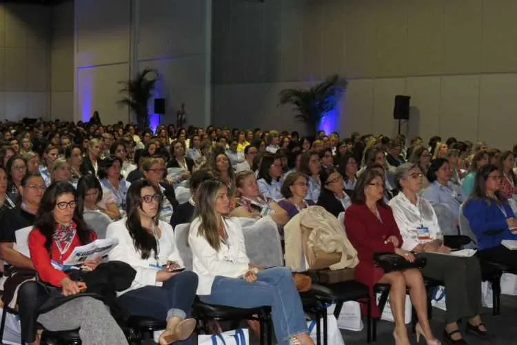 Partidos políticos devem ter, pelo menos, 30% de mulheres