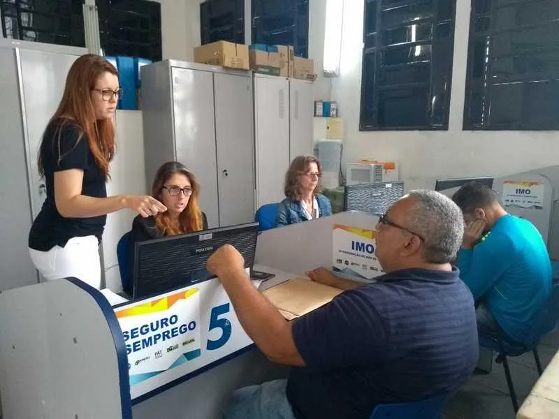 Na capital, são 572 oportunidades para diversas funções, como operador de telemarketing