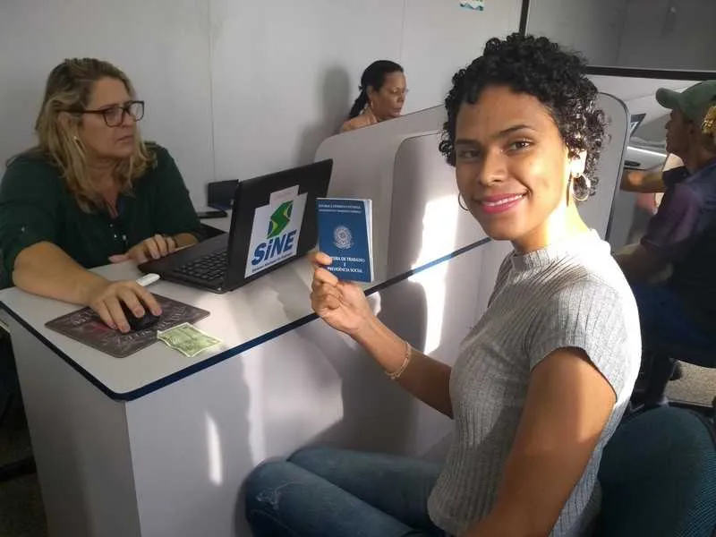 Para se candidatar a qualquer das 1.619 vagas oferecidas, basta procurar algum posto do Sine