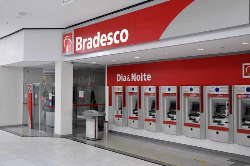 Os servidores ativos e inativos e pensionistas devem atualizar os dados cadastrais no Bradesco