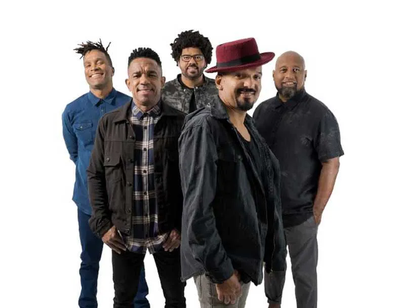 Bom Gosto se apresenta no Projeto Miscelânea Popular, do São Gonçalo Shopping