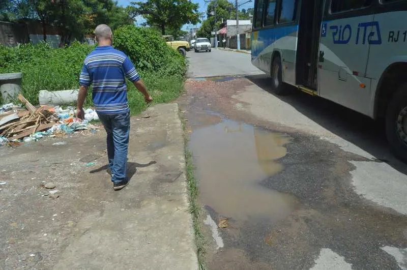  Moradores e comerciantes já tentaram amenizar o problema