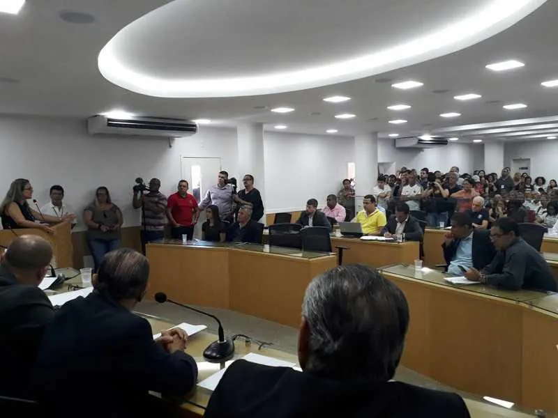 >> Vereadores vão ouvir propostas de mais seis secretarias municipais, entre elas Saúde e Governo