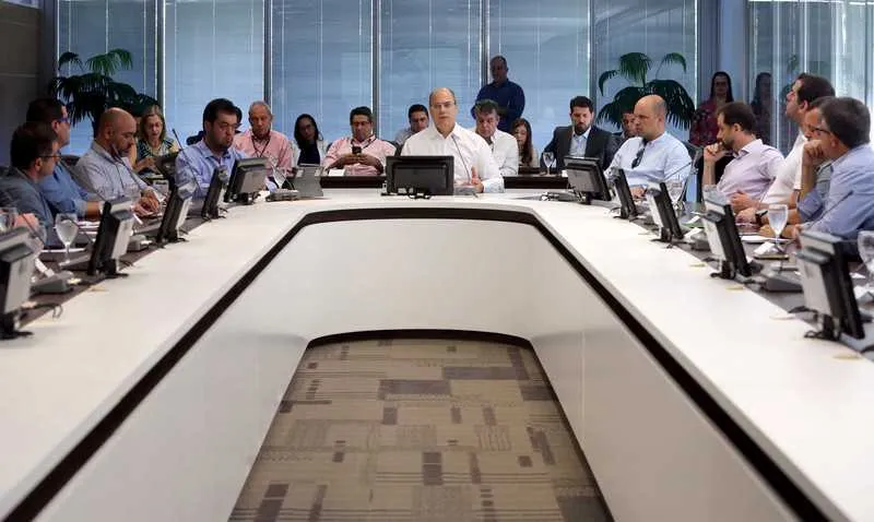 A reunião com o secretariado é a segunda e aconteceu no Palácio Guanabara, no sábado