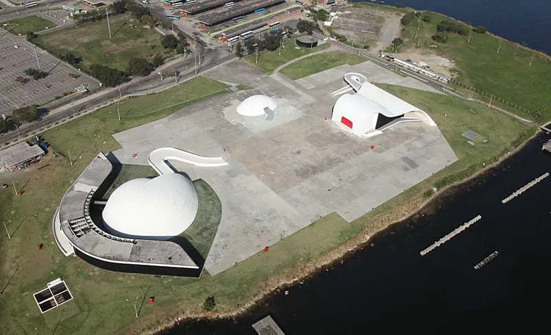
Um ‘aulão’ com dicas de redação para o Enem e vestibulares acontece hoje no Caminho Niemeyer