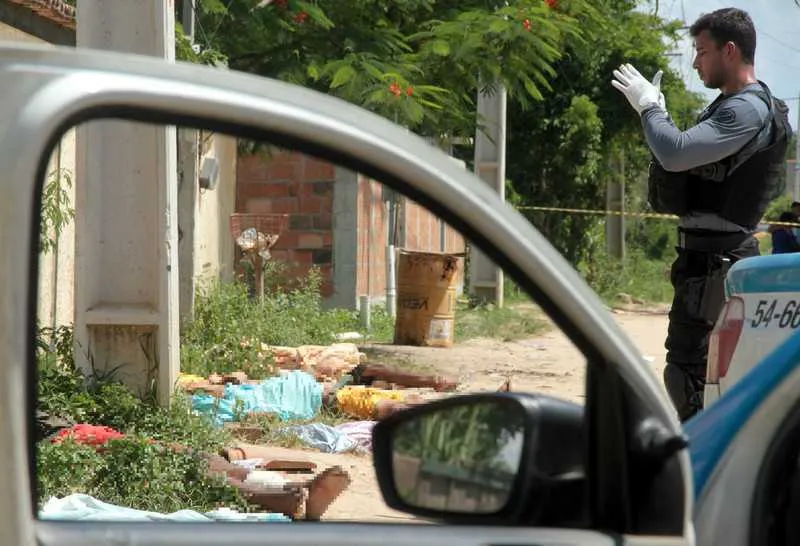 >> Cinco corpos foram encontrados em Itaborai