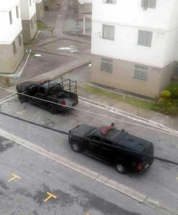 Nem com a presença da polícia, os moradores conjunto habitacional tem paz 