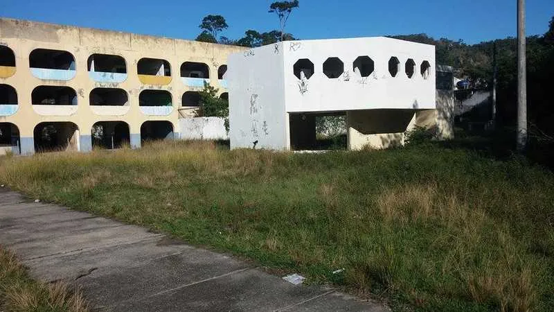 Cieps abandonados serão transformados em Niterói