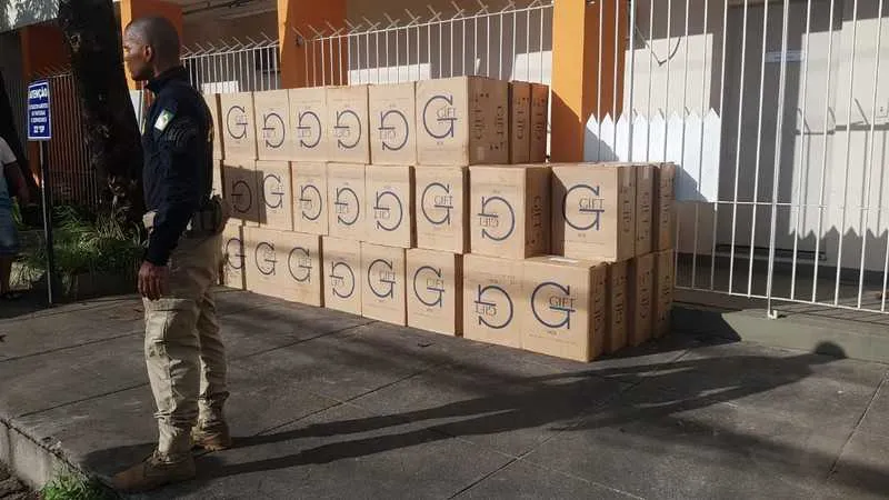 Cigarros de origem estrangeira estavam sem nota fiscal 