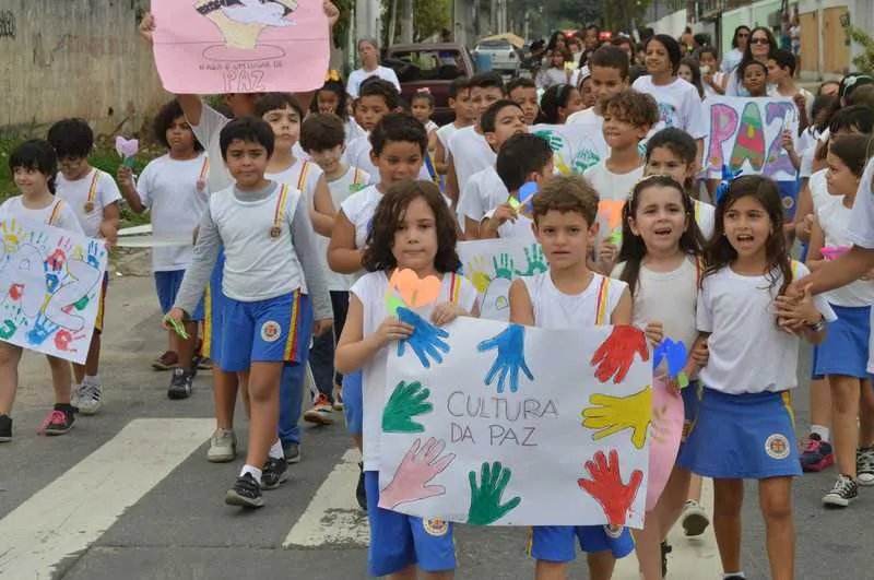 Estudantes de duas escolas participaram do evento