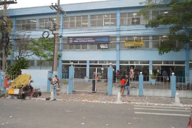 Colégio Municipal Presidente Castelo Branco, no Boaçu, foi um dos locais que realizaram distribuição de senhas