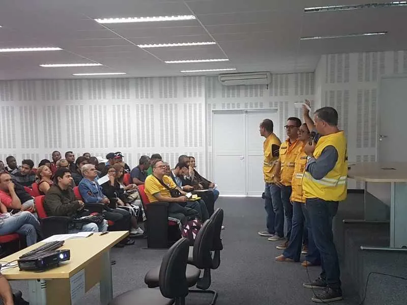 Órgão convocou 253 inscritos e interessados para a reunião