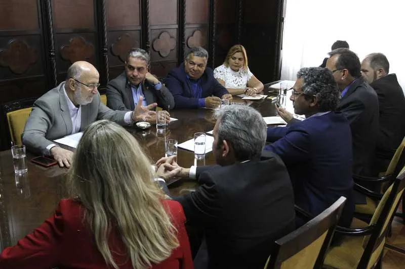 Deputados do Rio e do RS formaram comissão para pleitear recursos da Lei Kandir para os dois estados