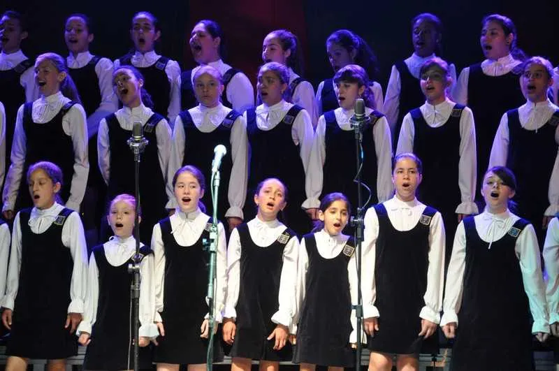 Festejo contará com Coral das Meninas Cantoras de Petrópolis