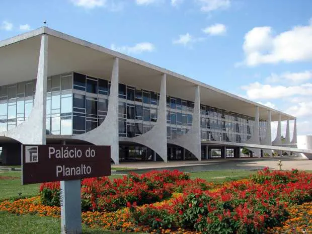 >> Controladoria-Geral da União informou que 506 agentes públicos foram expulsos por corrupção em 2017
