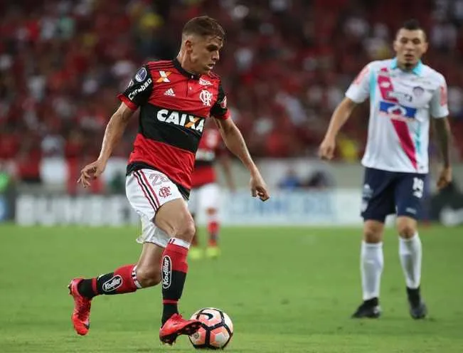 Torcida cria campanha para permanência do atleta