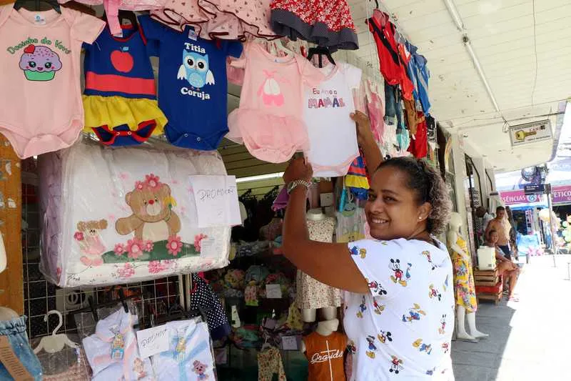 Itamara Nunes Carvalho, de 36 anos, conseguiu juntar até o momento R$ 5 mil dos 14 mil necessários para o tratamento