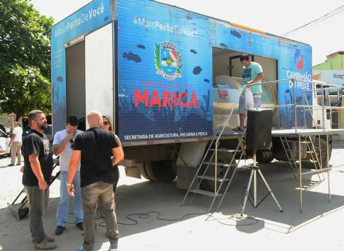 Caminhão do Peixe passa por manutenção no frigorífico-móvel