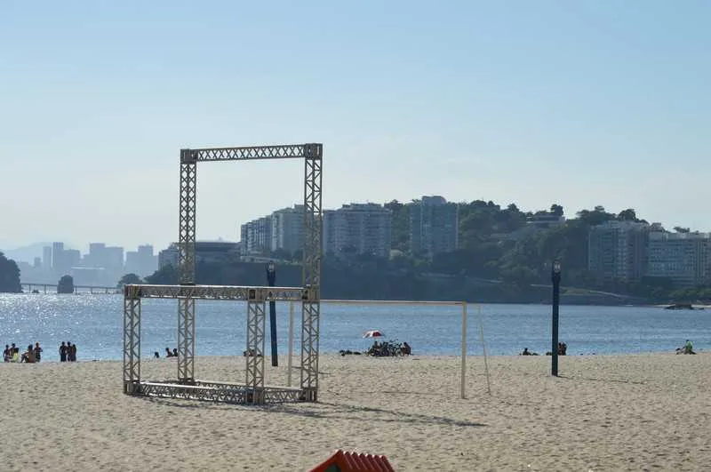  Praia de Icaraí tem trecho liberado 
