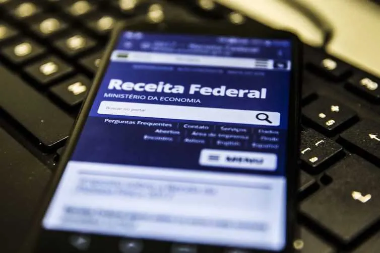 As restituições serão depositadas nas contas informadas na declaração de imposto de renda
