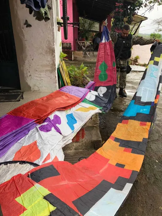 Balões são apreendidos em Niterói