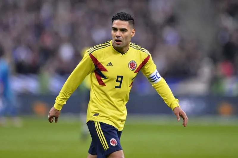 Jogador tem um ano de contrato na França