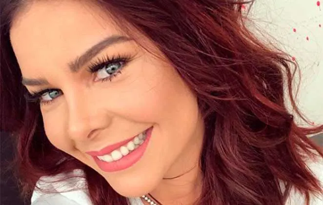 Fernanda Souza revelou a Ivete Sangalo, no canal da cantora no YouTube, o motivo pelo qual não quer ter filhos no momento. As duas conversavam sobre signos, e Ivete comentou que as pessoas nascidas entre 21 de maio e 21 de junho não costumam concluir suas tarefas devido à quantidade de coisas que querem fazer ao mesmo tempo. “Por isso que não quero engravidar agora. Fiquei atriz, atriz, atriz. Agora ‘tô’ apresentadora. Não posso fazer três temporadinhas e já querer... Tenho que firmar!”, explicou, falando sobre o programa Vai, Fernandinha no Multishow.
