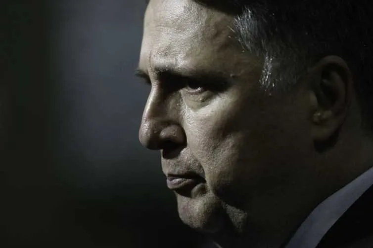  Com a decisão, Garotinho garantiu direito de ter nome e foto na urna eletrônica no dia da eleição

 Com a decisão, Garotinho garantiu direito de ter nome e foto na urna eletrônica no dia da eleição

Com a decisão, Garotinho garantiu direito de ter nome e foto na urna eletrônica no dia da eleição