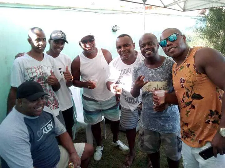  Os integrantes do Grupo Amanhecer vão se apresentar mais uma vez no Casarão de Maria Paula