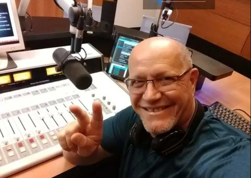 Radialista Gustavo de Moraes tem estado de saúde estável