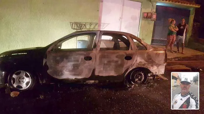 Após balear o motorista, os executores o colocaram no porta-malas do veículo e incendiaram carro