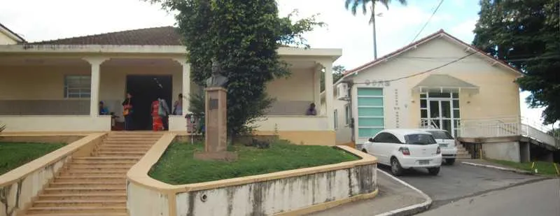 As duas vítimas foram encaminhadas para o Hospital Regional Darcy Vargas