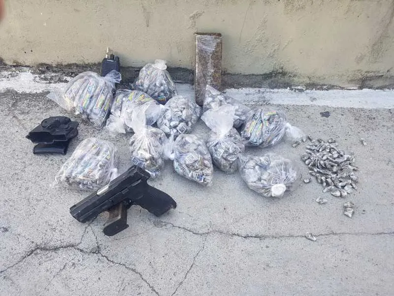 Policiais foram realizar uma ação de rotina contra roubo de cargas e tráfico de drogas 